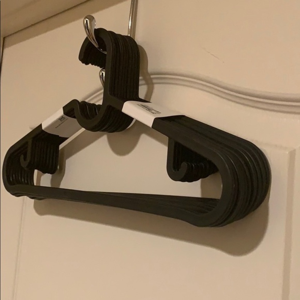 Set of 20 individual IKEA hangers plastic black SPRING CLEAN